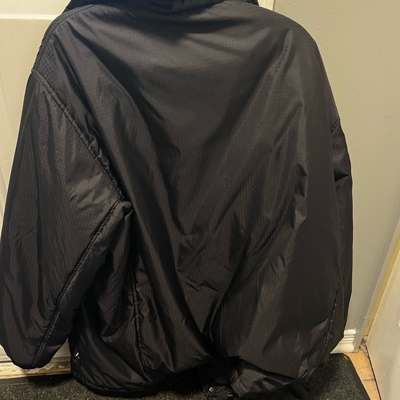 Aritzia coaches puffer size 2 - Picture 2 of 6